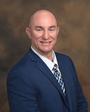 https://newjersey.consumerlawattorneys.com/wp-content/uploads/sites/5/2024/02/AaronBinns_350x438.png